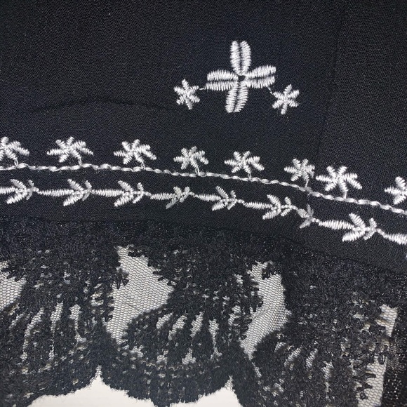 Forever 21 Black and White Kimono Size M - Picture 4 of 6